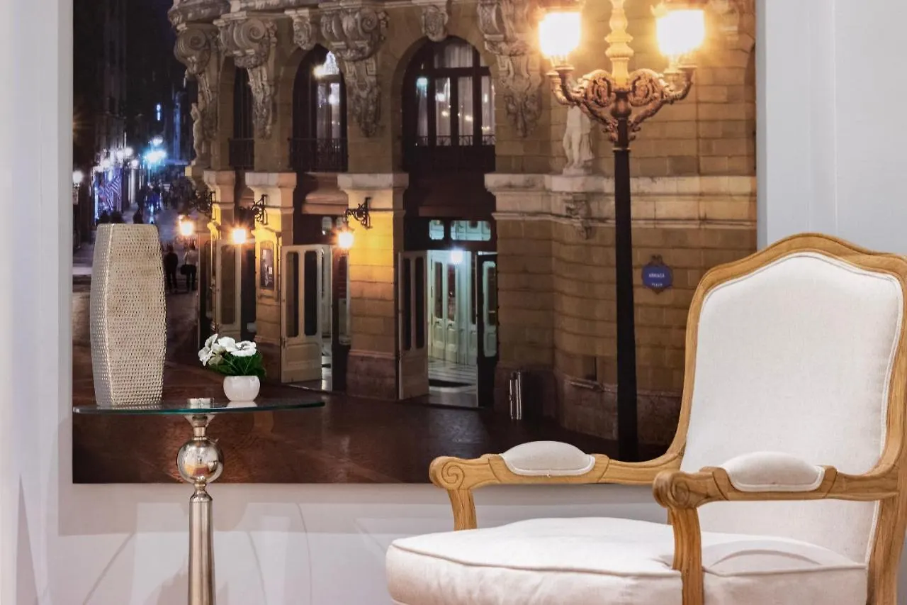 Amplio Y Elegante En Casco Viejo Con Parking Apartment Bilbao Spain