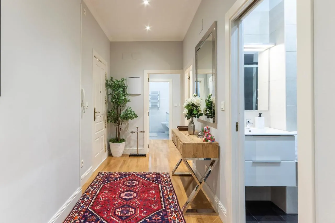 Amplio Y Elegante En Casco Viejo Con Parking Apartment Bilbao