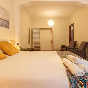 Vivienda Turistica En El Centro Reformada Con Wifi Apartamento