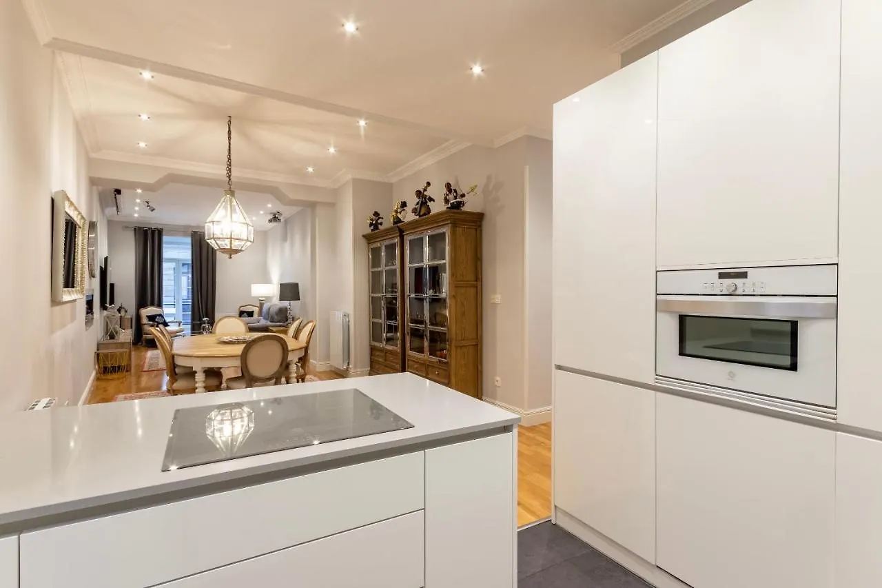 Amplio Y Elegante En Casco Viejo Con Parking Appartement Bilbao